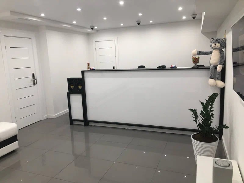 Интерьер приёмки — Сервисный Центр 777